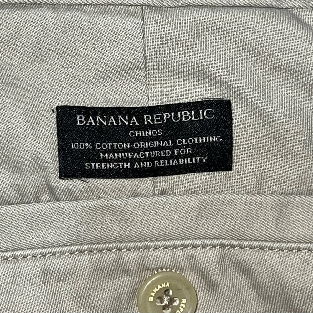 Banana Republic Dawson Chino Pants 34x30 Beige - Classic & Comfy Fit